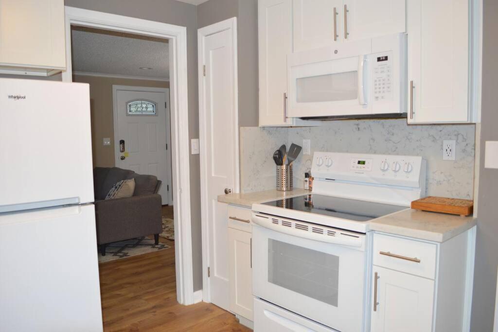 Cozy Crown Hill Carkeek Cottage W/3 Beds, Full Kitchen & Backyard In North Сиатъл Екстериор снимка